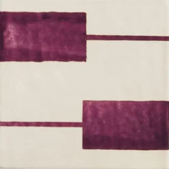 Ninefifty Alfabeto Set di 44 piastrelle bianche e viola di Margherita Rui><noscript><img width=