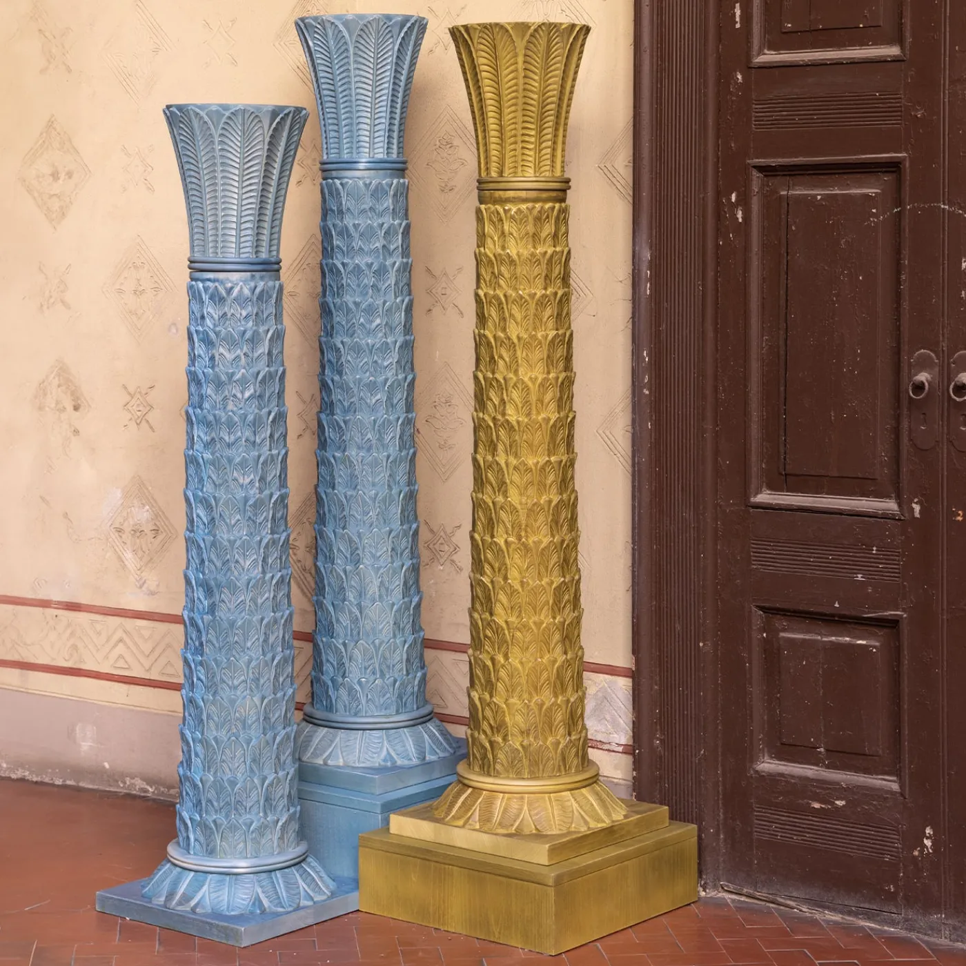 Pietrachiara Anne Colonna decorativa azzurra> Sculture Decorative
