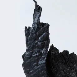 Omnibus Design Armis II Scultura nera><noscript><img width=