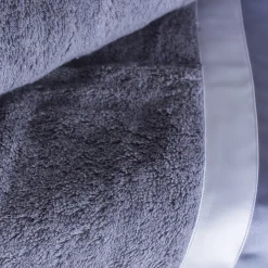 Alessandro Di Marco Asciugamano da spiaggia grigio><noscript><img width=