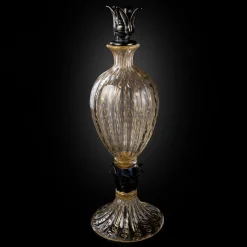 Officine di Murano 1295 Bottiglia con piede nero e oro 24KT><noscript><img width=