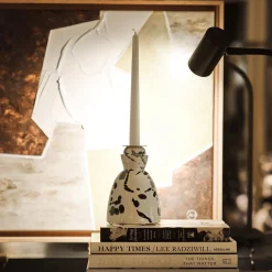 Carola fra i Trulli Candeliere in ceramica bianco e nero con 4 candele profumate><noscript><img width=