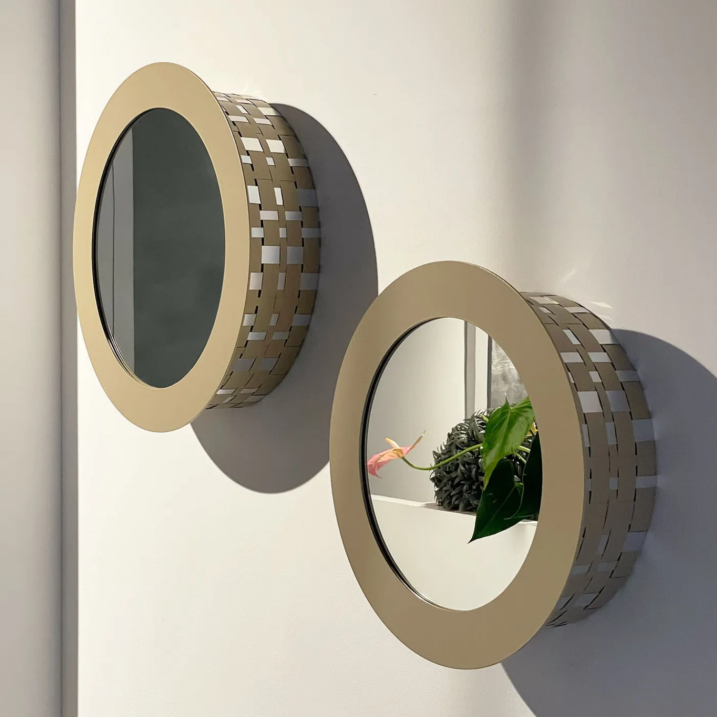 Splot Design Celato 40 Specchio rotondo dorato> Specchi Da Parete