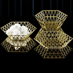 Ghidini 1961 Centrotavola medio Tip Top Oro Di Richard Hutten><noscript><img width=