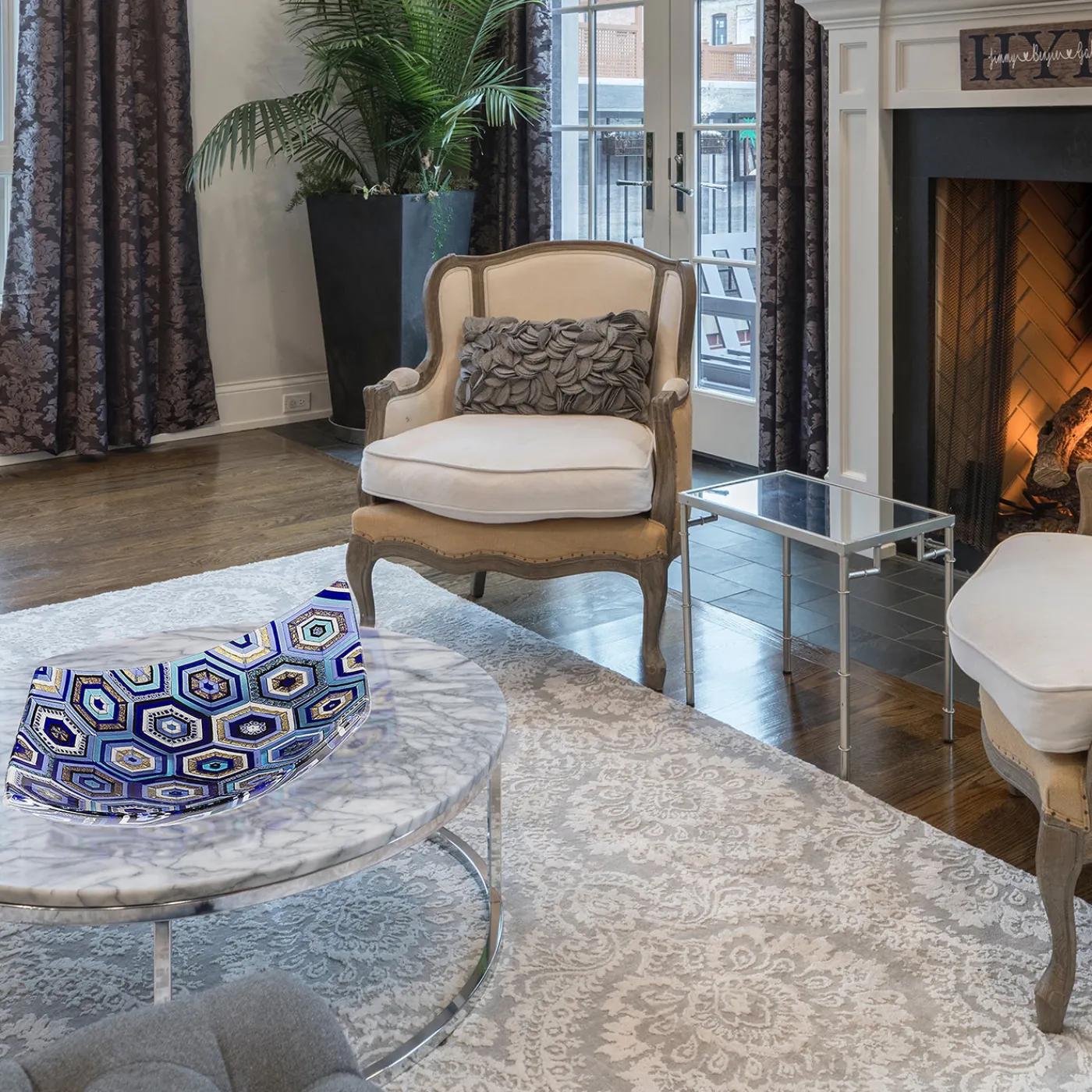 VéVé Glass Centrotavola Rombo esagonale in vetro di Murano blu di Andrea Orso> Centrotavola