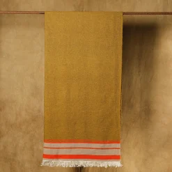 The House of Lyria Coperta Capitano in lana e lino con frange policrome> Coperte