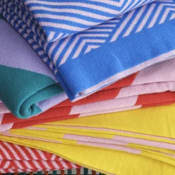 Masserano Cashmere Coperta Mila blu e rosa><noscript><img width=