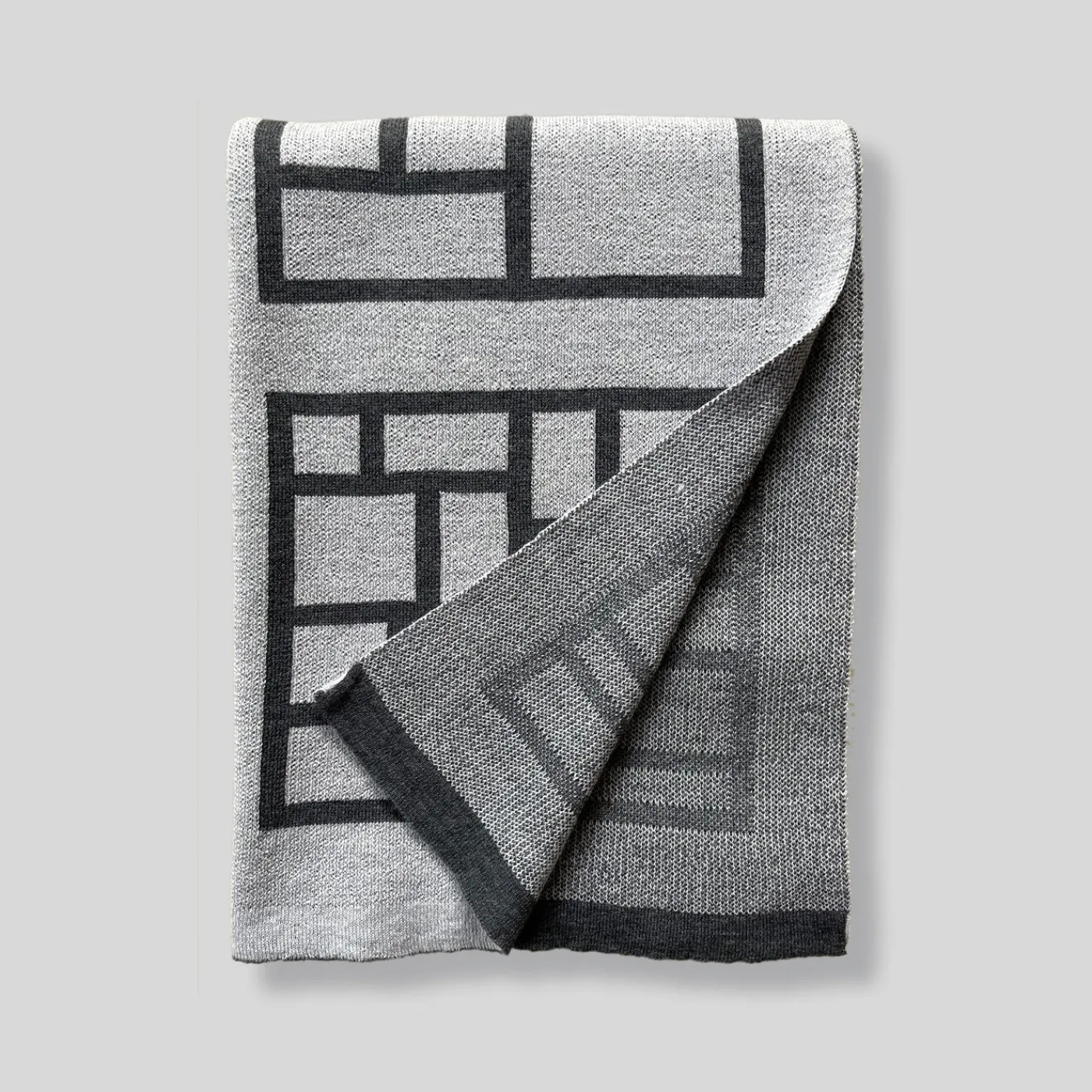 Lanificio Leo Coperta nera Insula di V. Mancini e P. Iaconantonio> Coperte