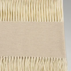 Rivolta Carmignani Coperta piccola beige con frange Defilé> Coperte