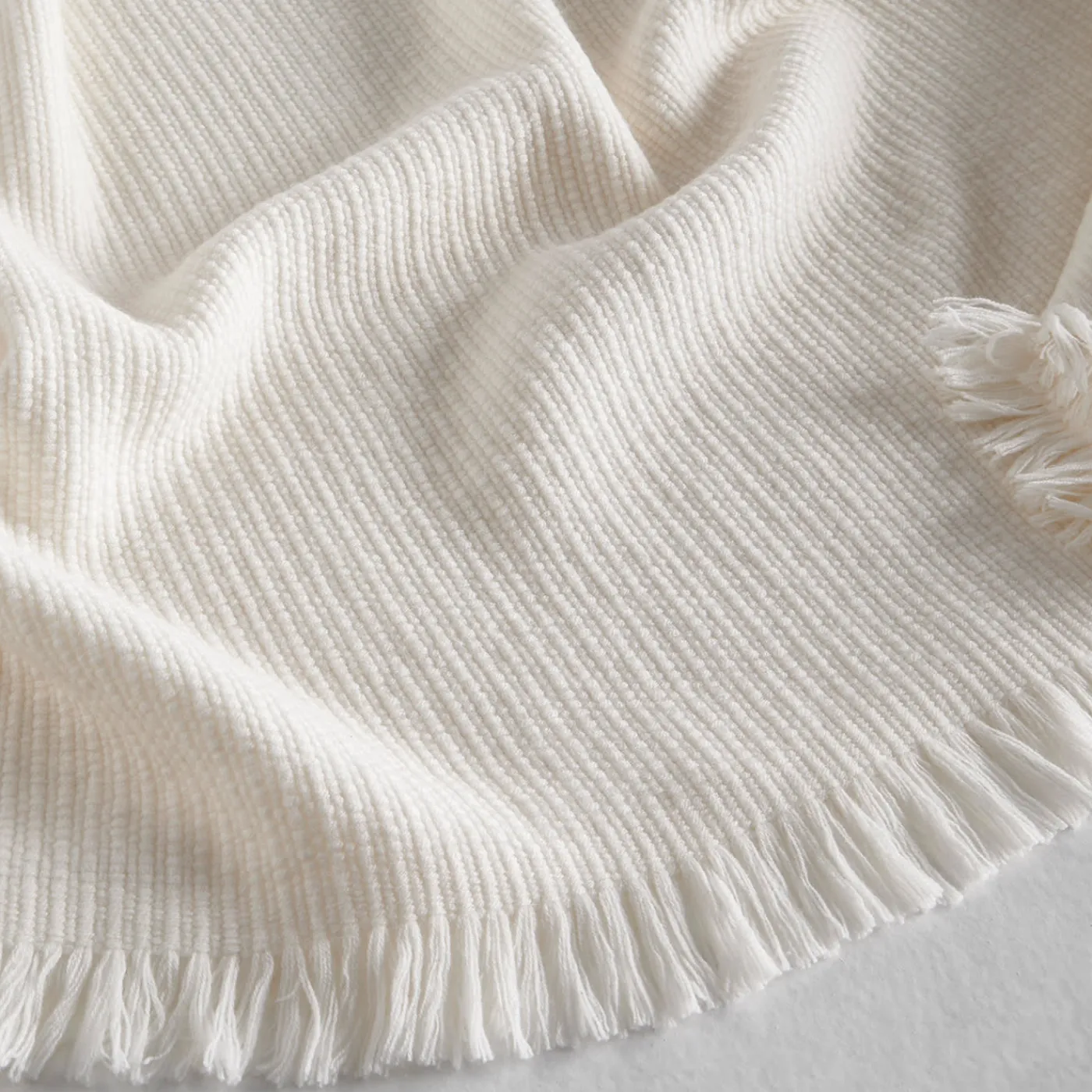 San Patrignano Coperta Terramadre Cestino Bianco> Coperte