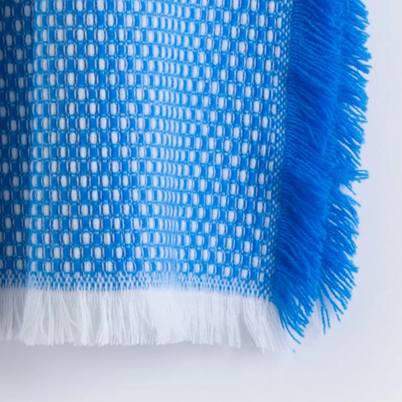 Masserano Cashmere Coperta Vida blu elettrico> Coperte