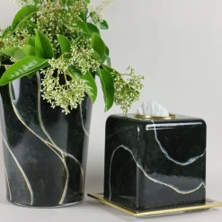 Griffe Montenapoleone by Vetrerie di Empoli Copri fazzoletti di vetro ispirati al marmo nero con dettagli dorati><noscript><img width=