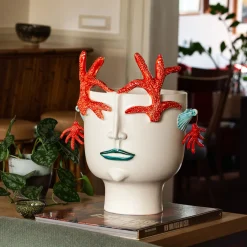 Patrizia Italiano Corallina La ragazza che difende il mare Vaso a forma di testa> Vasi Figurativi