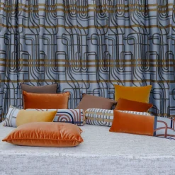 l'Opificio Cuscino in velluto giallo Les Intrigues con fascia rettangolare><noscript><img width=