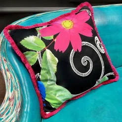 Sergio Villa Cuscino quadrato con frange Black Flower di Carlo Rampazzi><noscript><img width=
