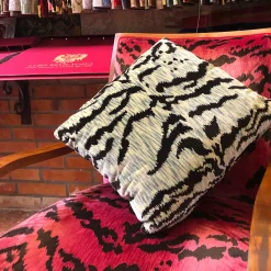 Tessitura Bevilacqua Cuscino Tiger Velvet Baltic> Cuscini