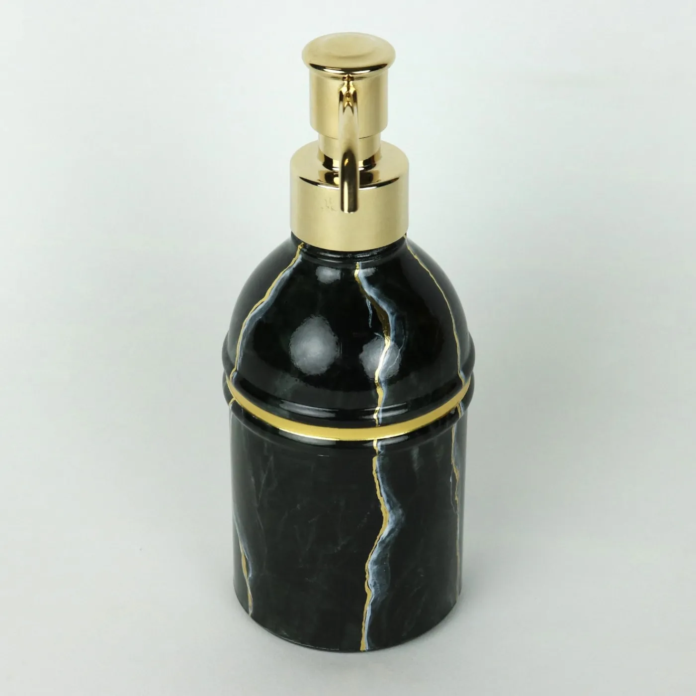 Griffe Montenapoleone by Vetrerie di Empoli Dispenser in vetro ispirato al marmo Portoro> Arredo Bagno