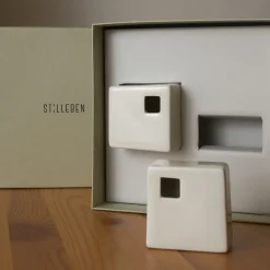 Stilleben Due set di 2 vasi da fiori><noscript><img width=