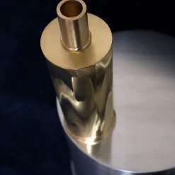 Caspal Elegante Portacandele Alto in Ottone Spazzolato><noscript><img width=