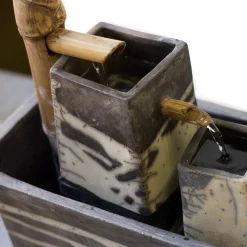 Laab Fontana moderna Genesi Bamboo in ceramica bianca e nera con effetto craquelé><noscript><img width=