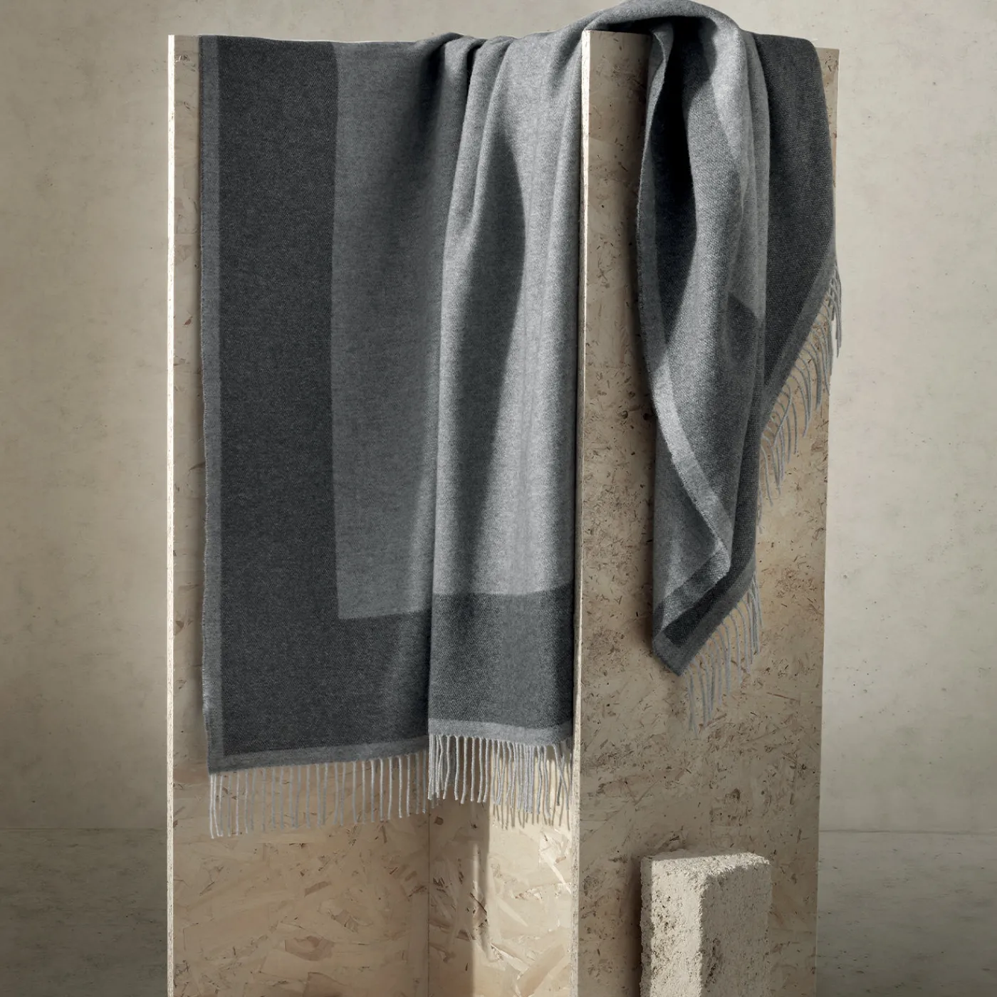 Somma 1867 Gold Plaid grigio Jacquard> Coperte