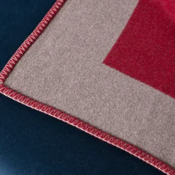 Luhdo Harlequin True Red-Taupe Fancy Plaid> Coperte