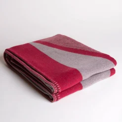 Luhdo Harlequin True Red-Taupe Fancy Plaid><noscript><img width=