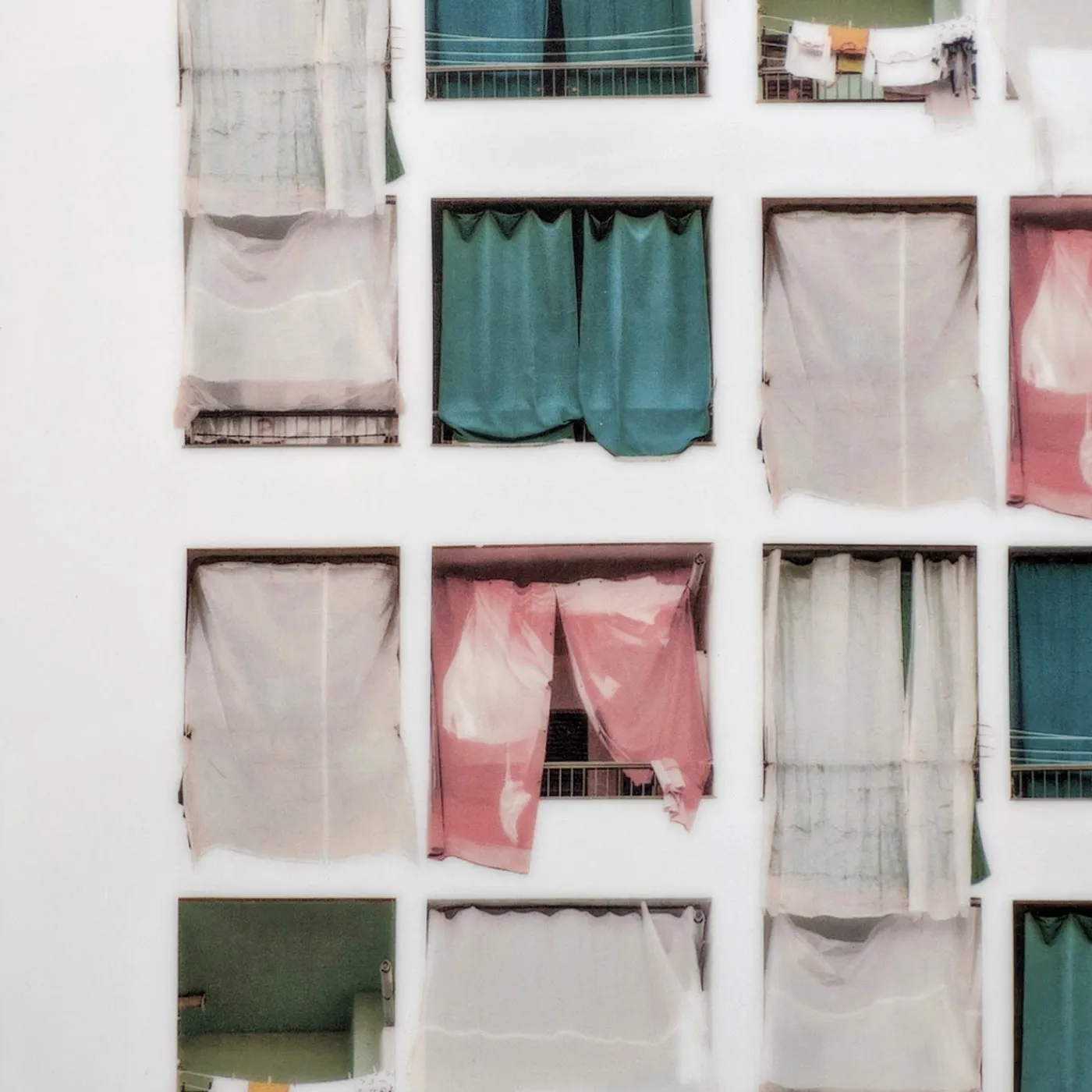 Grand Tour by Vito Nesta La Finestra Sul Cortile Videopoche grande quadrata in porcellana #1> Svuotatasche