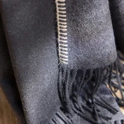 Alonpi Melrose Coperta piccola con frange nere><noscript><img width=