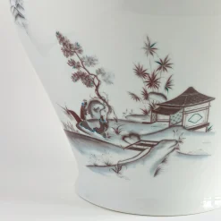 Grand Tour by Vito Nesta Natsumi Vaso anfora in porcellana con paesaggio giapponese h27cm><noscript><img width=