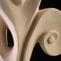 Creazioni di Andrea Serra Oltre le Maree scultura in pietra leccese><noscript><img width=