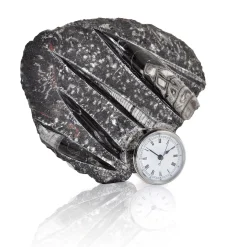 Design Center 1991 Orologio scultura Nautilo di Nino Basso><noscript><img width=