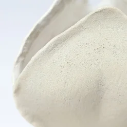 Elena Milani Ossa Iris Vaso in gres bianco smaltato> Vasi Decorativi