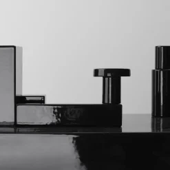 Mutina Paesaggi Scultura rettangolare nera di Nathalie Du Pasquier> Sculture Decorative