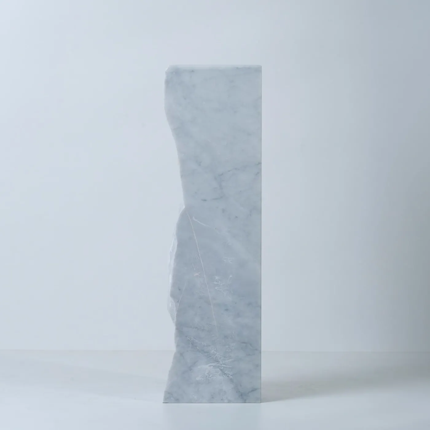 Omnibus Design Podium II Scultura di Carrara> Sculture Decorative