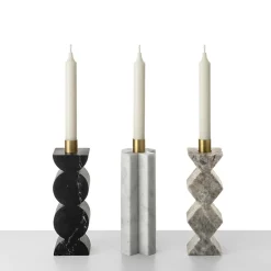 Colé Portacandele Constantin in marmo nero di Agustina Bottoni> Candelieri E Portacandele