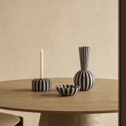 MMairo Portacandele in marmo bianco e nero Nova di Jacopo Simonetti><noscript><img width=