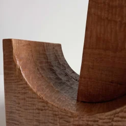 Meccani Design Portariviste in Legno Marrone di Pietro Meccani><noscript><img width=