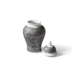 Cassina Post Scriptum Potiche in bianco e nero di Formafantasma><noscript><img width=