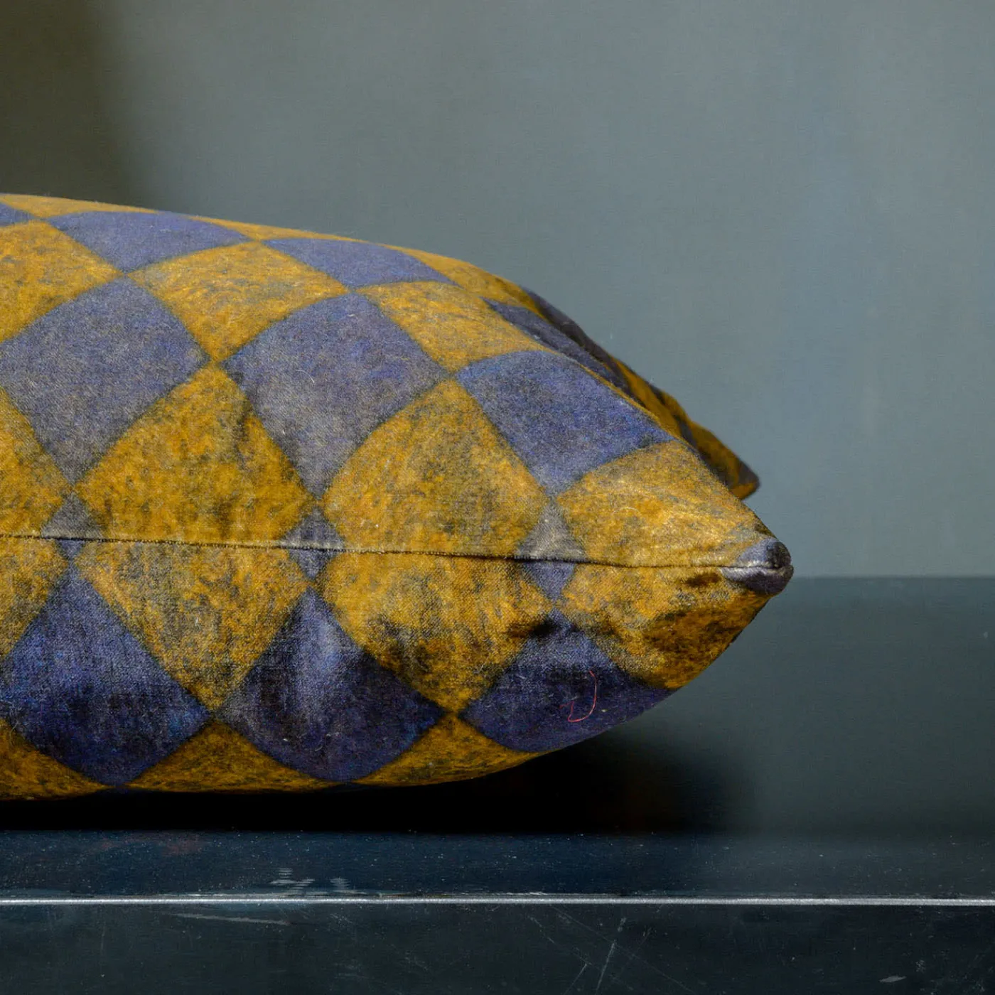 The House of Lyria Pungitopo Cus rettangolare in velluto giallo e blu con motivo a diamanti> Cuscini