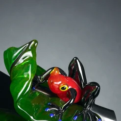 VGnewtrend Rana rossa in vetro su foglia><noscript><img width=