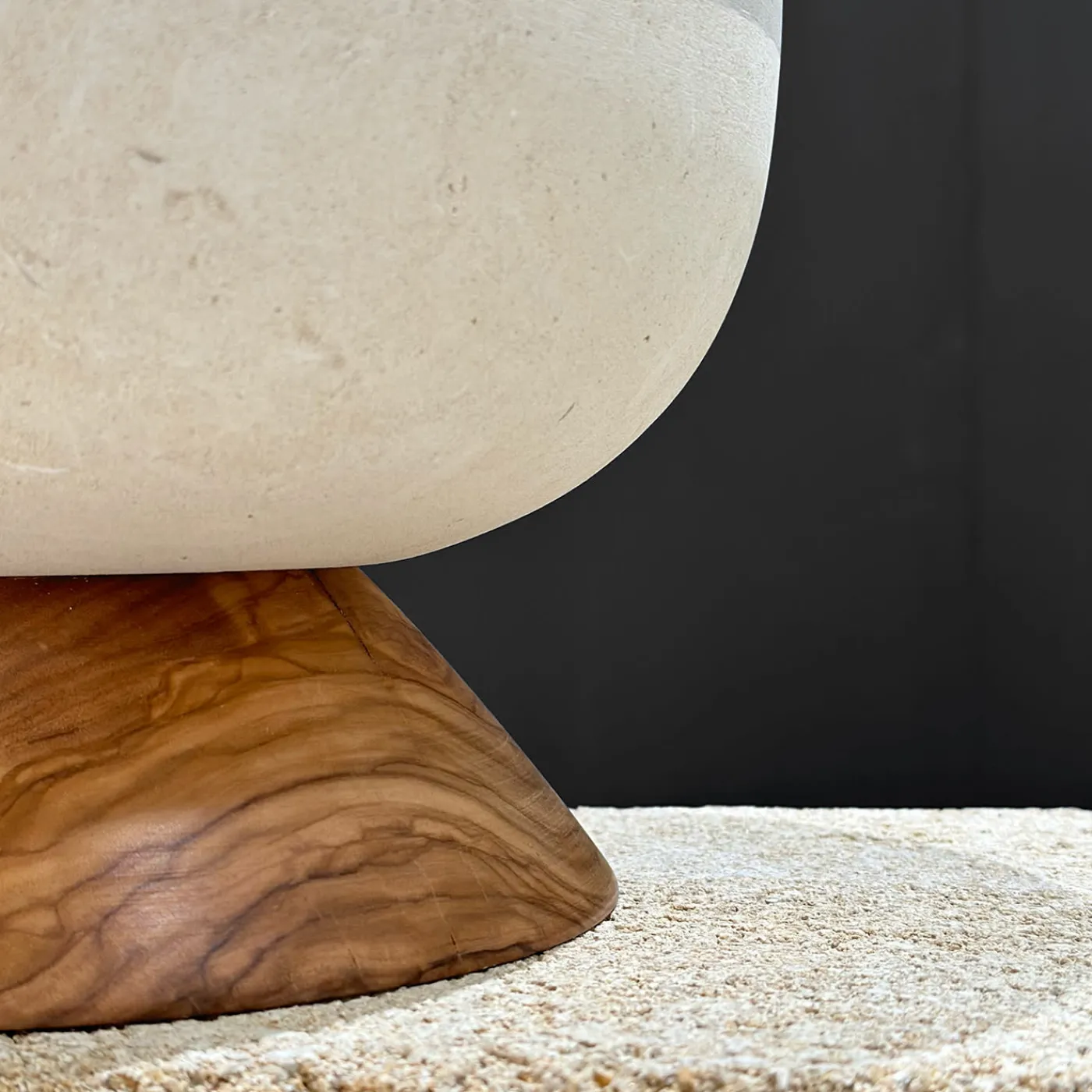 Pimar Limestone Rito N. 3 B Coppa Decorativa in Legno d'Ulivo e Pietra Leccese> Cachepot E Portavasi