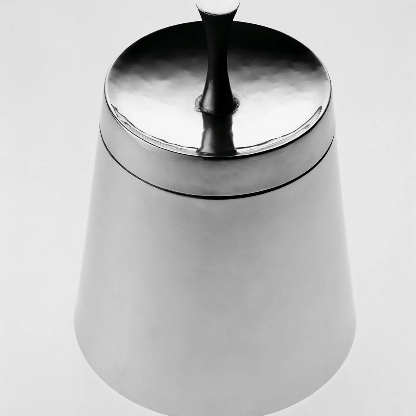 Serafino Zani Scatola alta in edizione limitata Giuturna di Giovanni Levanti> Scatole