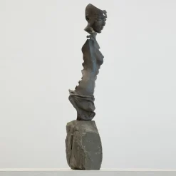 Stella Battaglia Scultura al chiaro di luna><noscript><img width=
