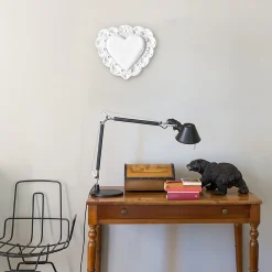 Amelia Corvino Scultura Da Parete Milagros Cuore Sacro In Gesso Bianco><noscript><img width=