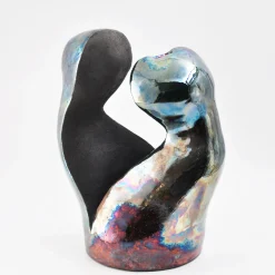 Design Center 1991 Scultura decorativa Intesa in ceramica di Nino Basso><noscript><img width=