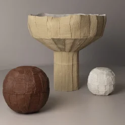 Paola Paronetto Scultura decorativa Sfero Cartoccio C15/Cacao><noscript><img width=