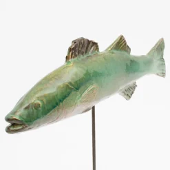 Amaaro Scultura di branzino sottile><noscript><img width=