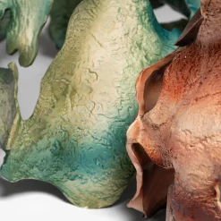 Bosa Scultura in ceramica marrone Courmayeur di Assia Karaguiozova><noscript><img width=