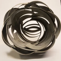 Antonino Sciortino Scultura in ferro Fuga><noscript><img width=